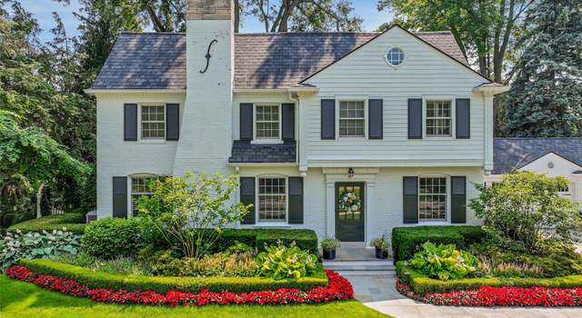 Photo of 51 Lochmoor Blvd, Grosse Pointe Shores, MI 48236