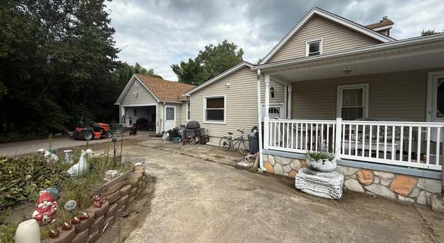 Photo of 261 Carleton Rockwood Rd, Ash Township, MI 48117