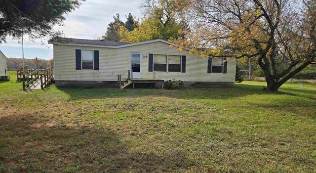 Photo of 7723 Yale Rd, Avoca, MI 48006