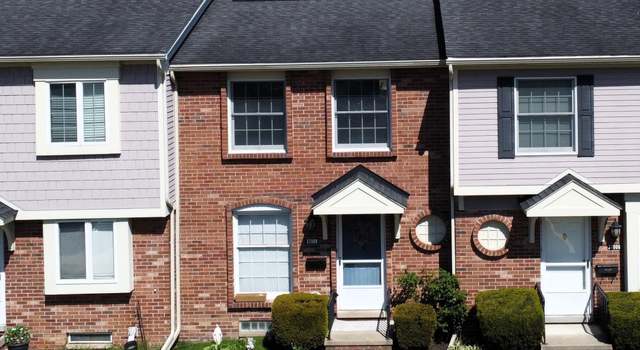 Photo of 37008 Charter Oaks Blvd, Clinton Township, MI 48036