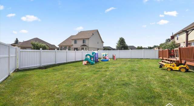 Photo of 13993 Sturgeon Bar Ct, Gibraltar, MI 48173
