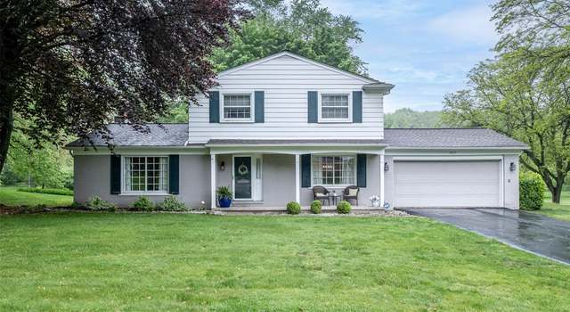 Photo of 2655 Aspen Ln, Bloomfield Hills, MI 48302