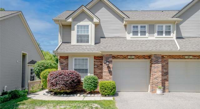 Photo of 897 Whisperwood Trl, Fenton, MI 48430