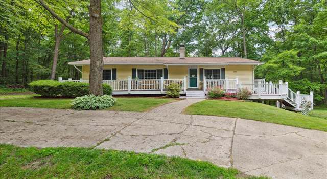 Photo of 10071 Denton Hill Rd, Fenton, MI 48430