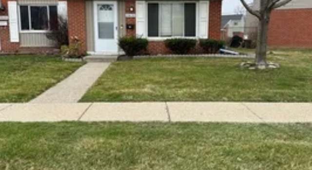 Photo of 29020 Ann Arbor Trl, Westland, MI 48185