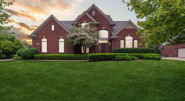 Photo of 47141 Merion Cir, Northville, MI 48168