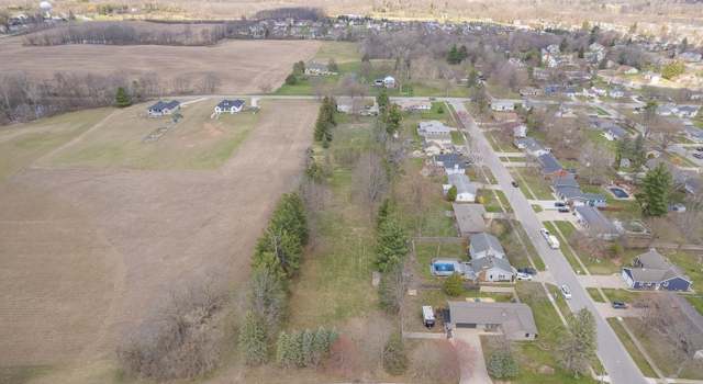 Photo of 803 Brown St, Tecumseh, MI 49286