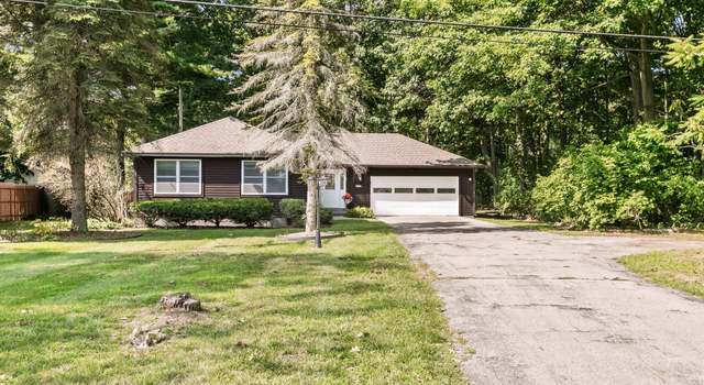 Photo of 5569 Lakeshore Rd, Fort Gratiot, MI 48059