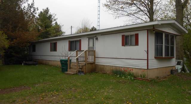 Photo of 2572 Cash Rd, Applegate, MI 48401