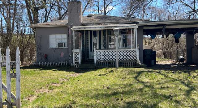 Photo of 221 W Belvidere Ave, Flint, MI 48503