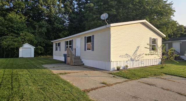 Photo of 4447 Oakland Dr, Allendale, MI 49401