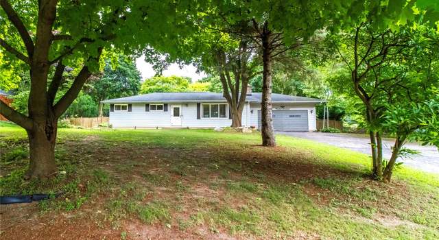 Photo of 1917 Lochinvar Blvd, Oakland, MI 48363