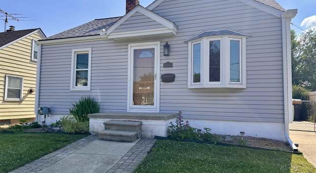 Photo of 27346 Pinehurst St, Roseville, MI 48066