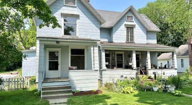 Photo of 710 & 712 River St, Owosso, MI 48867