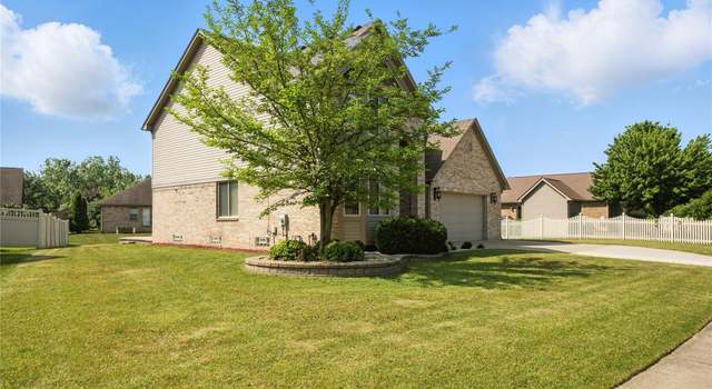 Photo of 26885 Arcadia Dr, Flat Rock, MI 48134
