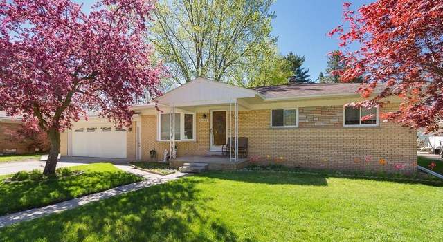 Photo of 5668 Westfalen Dr, Shelby Twp, MI 48317