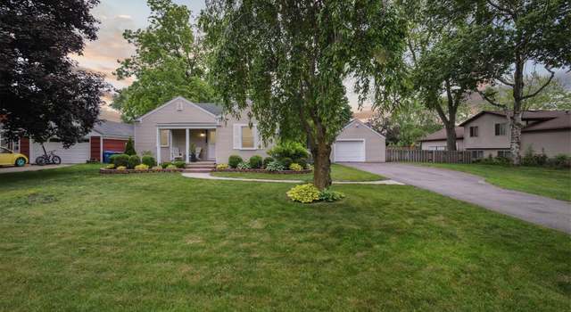 Photo of 1690 Elsmere Rd, Waterford, MI 48328