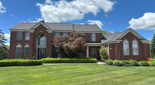 Photo of 11273 Fellows Creek Dr, Plymouth, MI 48170