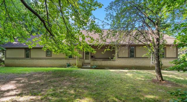 Photo of 1500 Rustic Ln, Commerce Twp, MI 48390