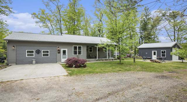 Photo of 3921 Wildwood Ave, Bitely, MI 49309