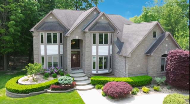 Photo of 8932 Tournament Dr, Washington, MI 48094