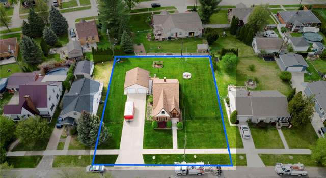 Photo of 1470 Wellesley Dr, Mt Clemens, MI 48043