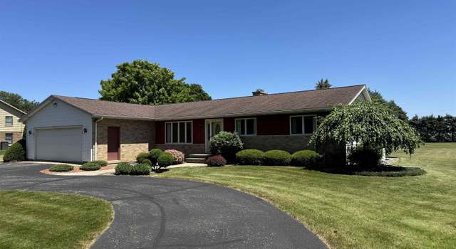 Photo of 527 Camelot Ln, Pigeon, MI 48755