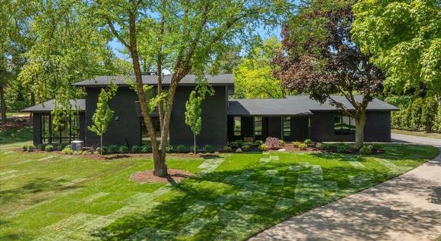 Photo of 4340 Charing Cross Rd, Bloomfield Hills, MI 48304