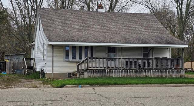 Photo of 292 Lexington St, Sandusky, MI 48471