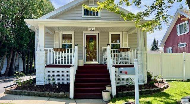 Photo of 506 Woodside Ln, Bay City, MI 48708