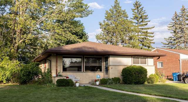 Photo of 7910 August Ave, Westland, MI 48185