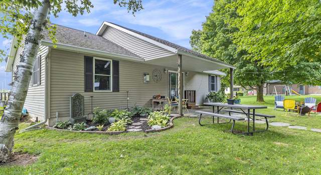 Photo of 9531 Sunrise Ct, Mesick, MI 49668