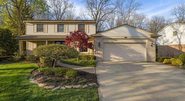 Photo of 45884 Green Valley Rd, Plymouth Twp, MI 48170