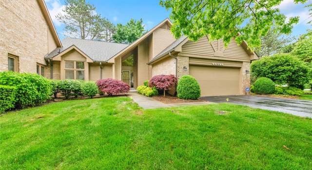 Photo of 29739 Nova Woods Dr #32, Farmington Hills, MI 48331