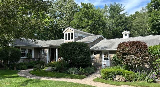 Property at 3725 Locust Dr, Oakland, MI 48363, 3 beds, 3 baths