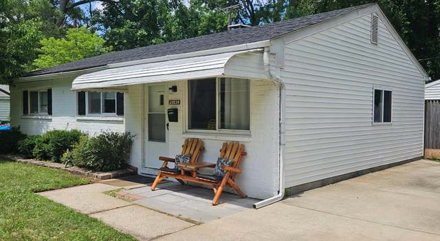 Photo of 25034 Charles St, Taylor, MI 48180