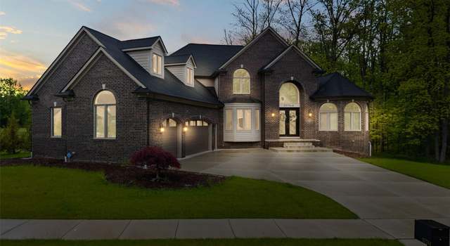 Photo of 55764 Buckthorn Dr, Shelby Twp, MI 48316
