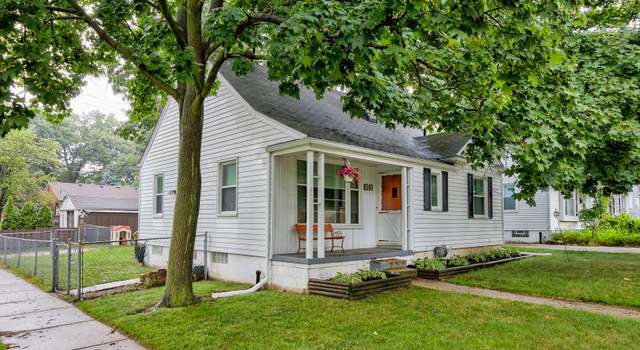 Photo of 8560 Roseland Ct, Oak Park, MI 48237