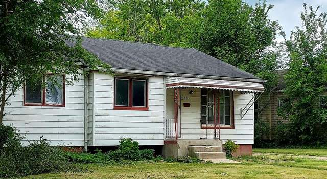 Photo of 2335 Santa Barbara Dr, Flint, MI 48504