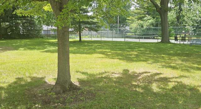 Photo of 3003 Sandy Oaks Ln, Fort Gratiot Twp, MI 48059