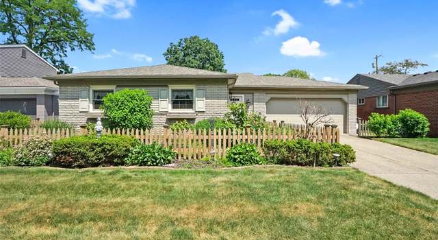 Photo of 14122 Blue Skies St, Livonia, MI 48154