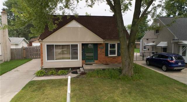 Photo of 22639 Rosedale St, St Clair Shores, MI 48080