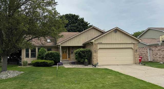 Photo of 31520 Schoolcraft Ave, Fraser, MI 48026