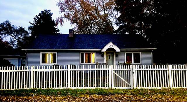 Photo of 197 Helmar Ct, Benton Harbor, MI 49022