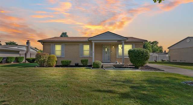 Photo of 22128 Reinhardt St, Woodhaven, MI 48183