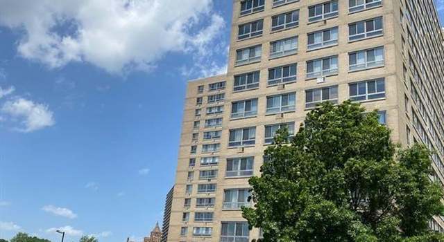 Photo of 8900 E Jefferson Ave #622, Detroit, MI 48214