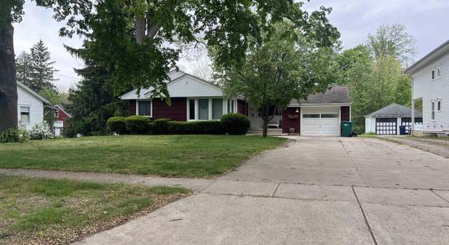 Photo of 1300 N Washington St, Owosso, MI 48867