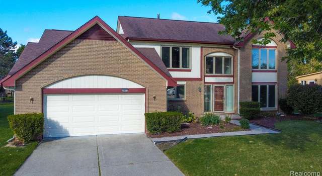Photo of 29855 Fox Club Dr, Farmington Hills, MI 48331