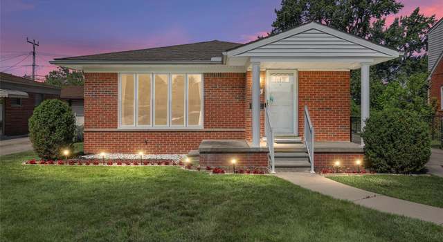 Photo of 6951 Rosemary St, Dearborn Heights, MI 48127