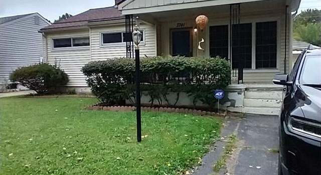 Photo of 3741 Beechwood Ave, Flint, MI 48506